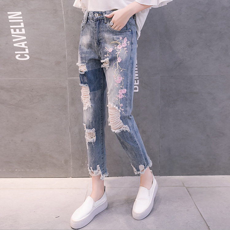 Chinese-embroidered-hole-flash-straight-jeans