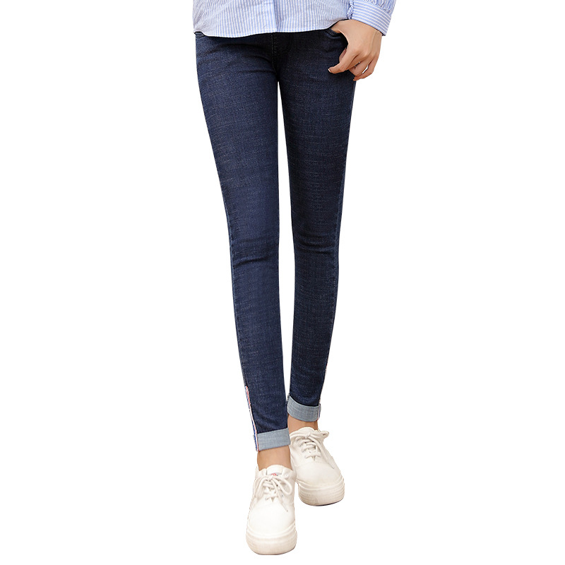 Elastic-slim-webbing-maternity-jeans