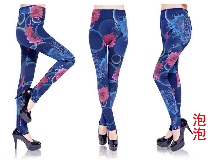 Rose-pattern-high-waisted-leggings