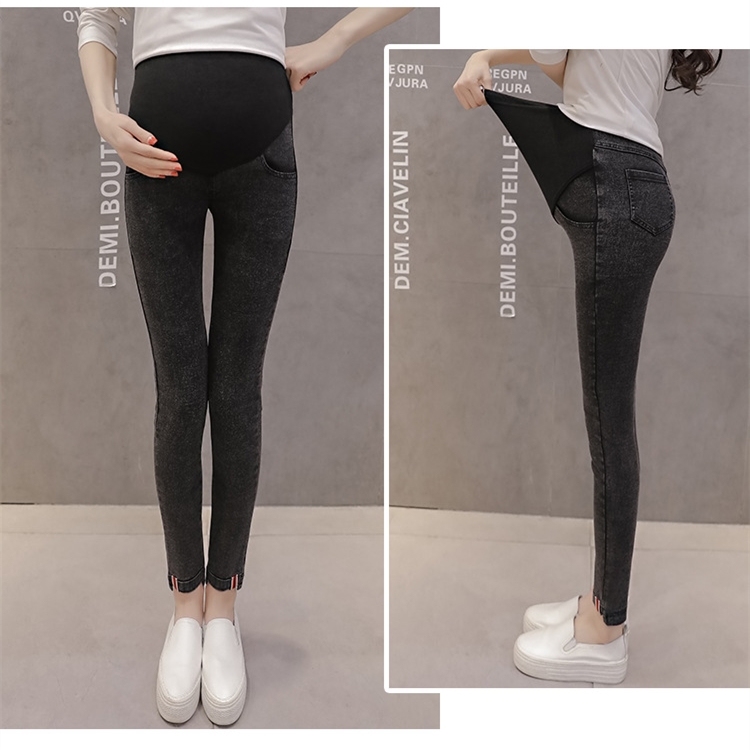 Thin-ribbon-snowflake-pregnant-woman-jeans