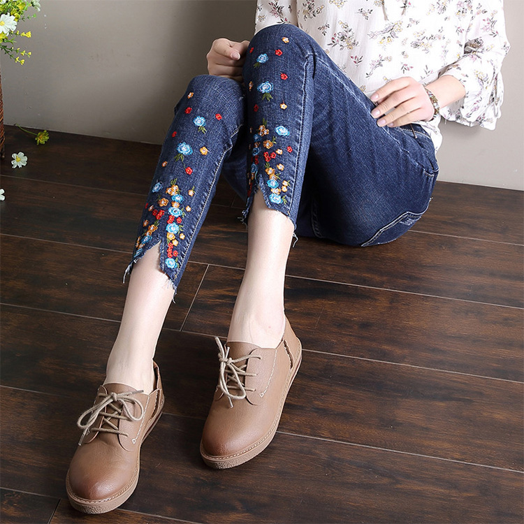 Wholesale-high-waist-flower-embroidery-edgy-jeans