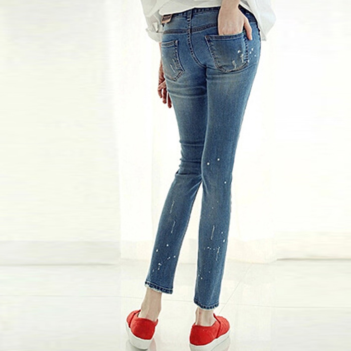Wholesale-hole-jeans-stretch-pants-feet