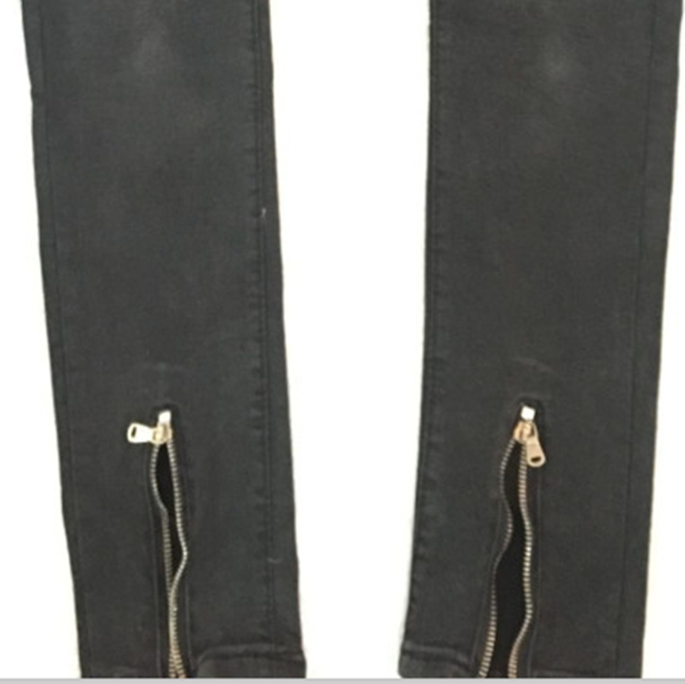 Wholesale-slim-stretch-hole-jeans