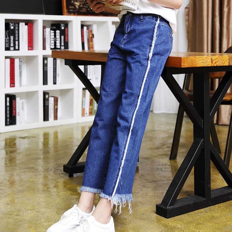 Wholesale-wide-leg-trimmed-jeans