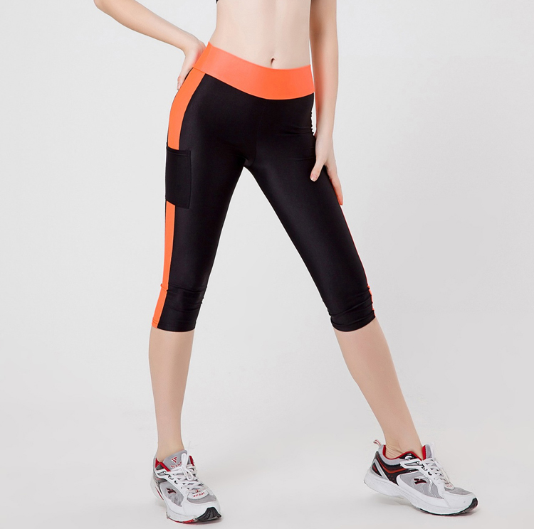 Cropped-fitness-leggings-wholesale