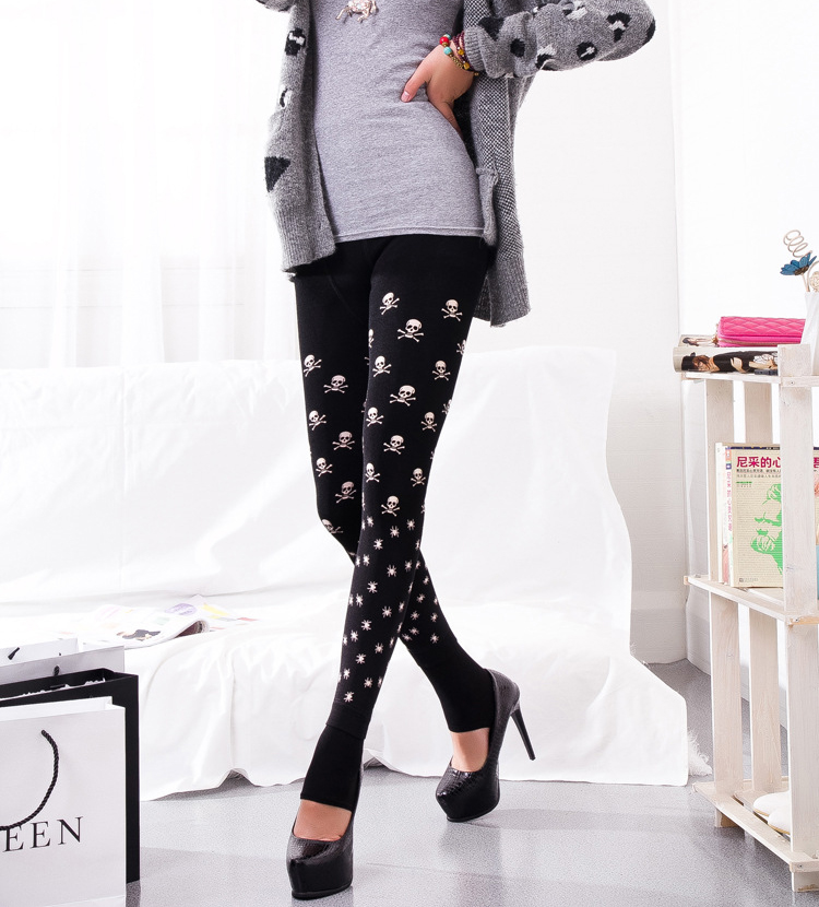 Skull-head-knitted-thick-fleece-lined-leggings