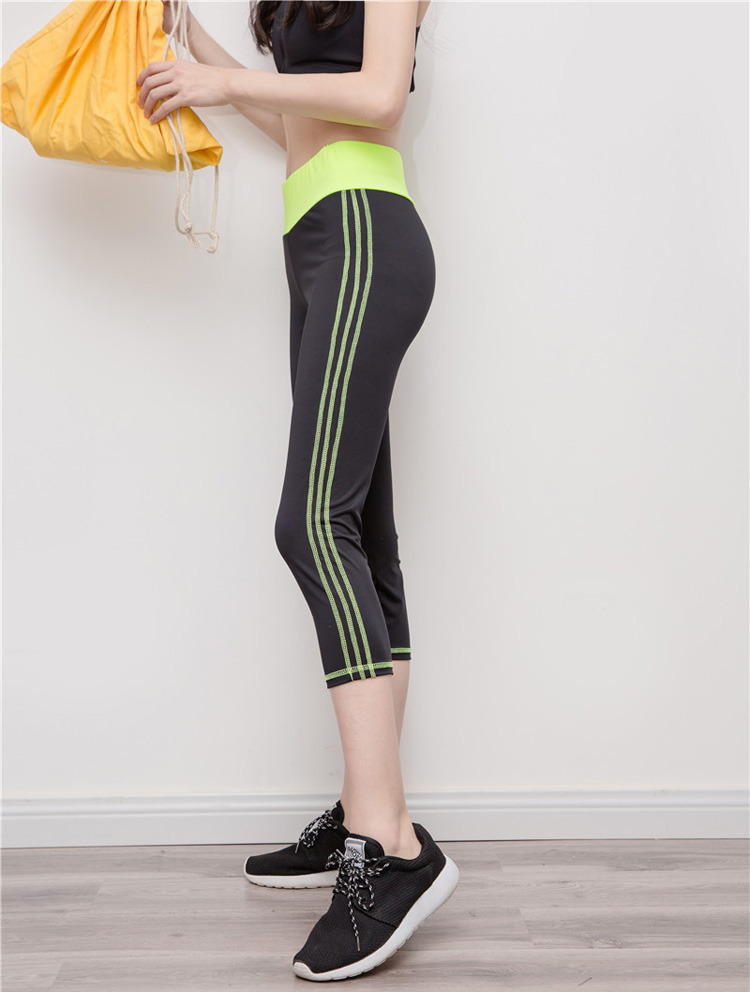 Wholesale-striped-yoga-leggings