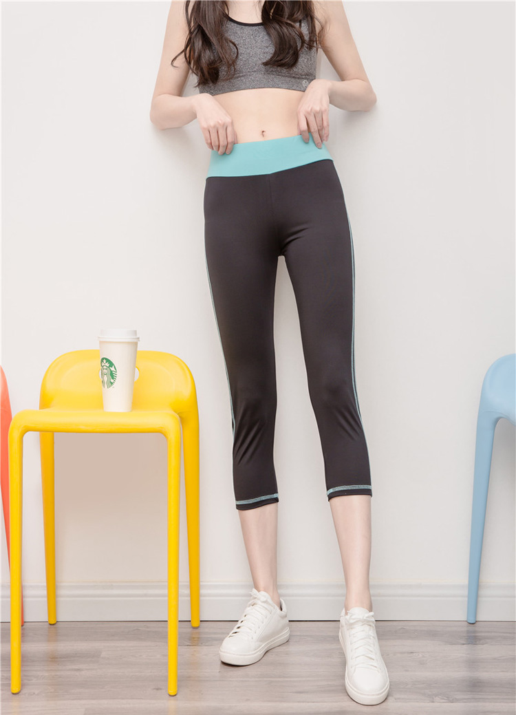 Wholesale-striped-yoga-leggings