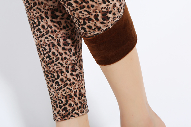 Wholesale-women-cashmere-leggings-leopard