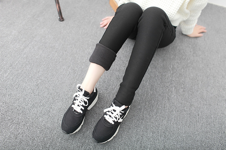 Winter-plus-thick-velvet-leggings-wholesale