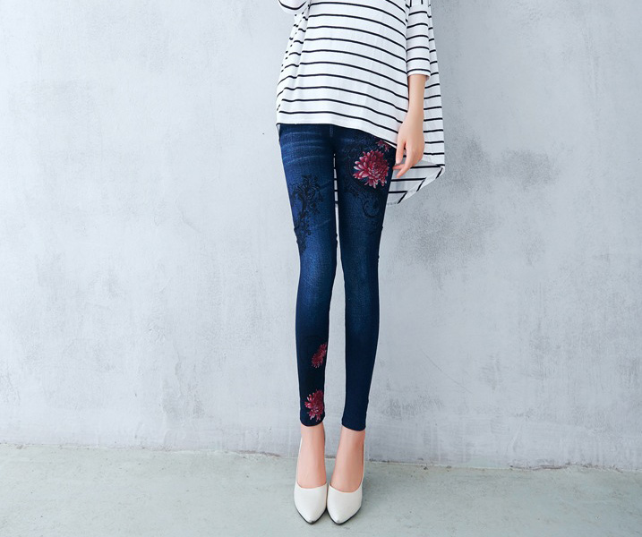 Women-jeans-velvet-leggings-wholesale
