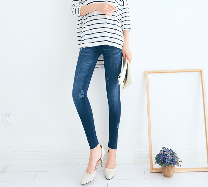 Women-jeans-velvet-leggings-wholesale