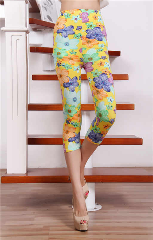 wholesale-colored-flowers-women-spandex-leggings