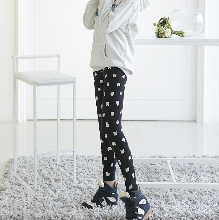 Cartoon-pattern-leggings-for-girls