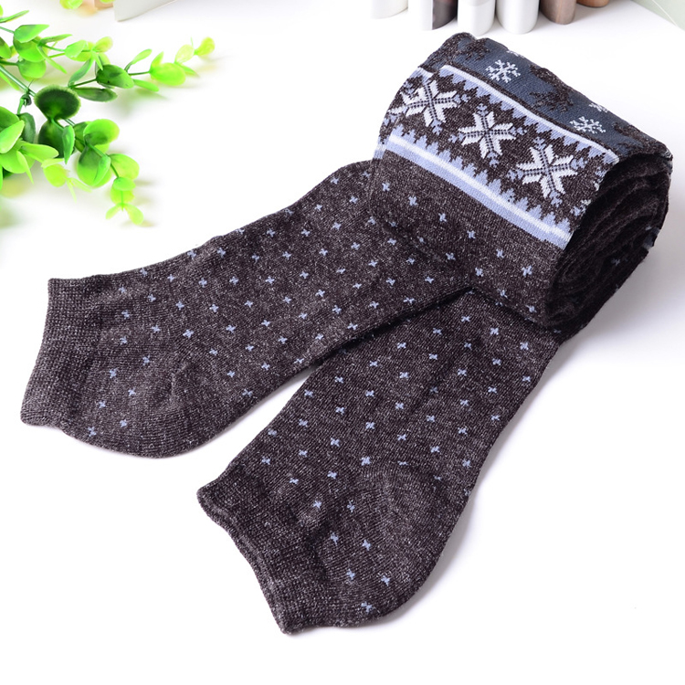 Geometric-pattern-cashmere-leggings-with-foot-socks-wholesale