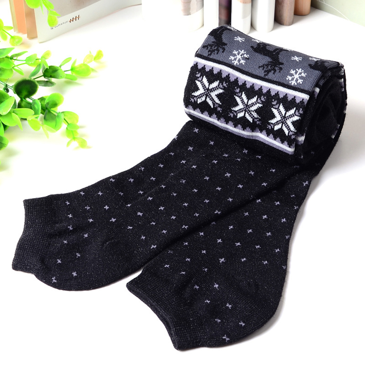 Geometric-pattern-cashmere-leggings-with-foot-socks-wholesale