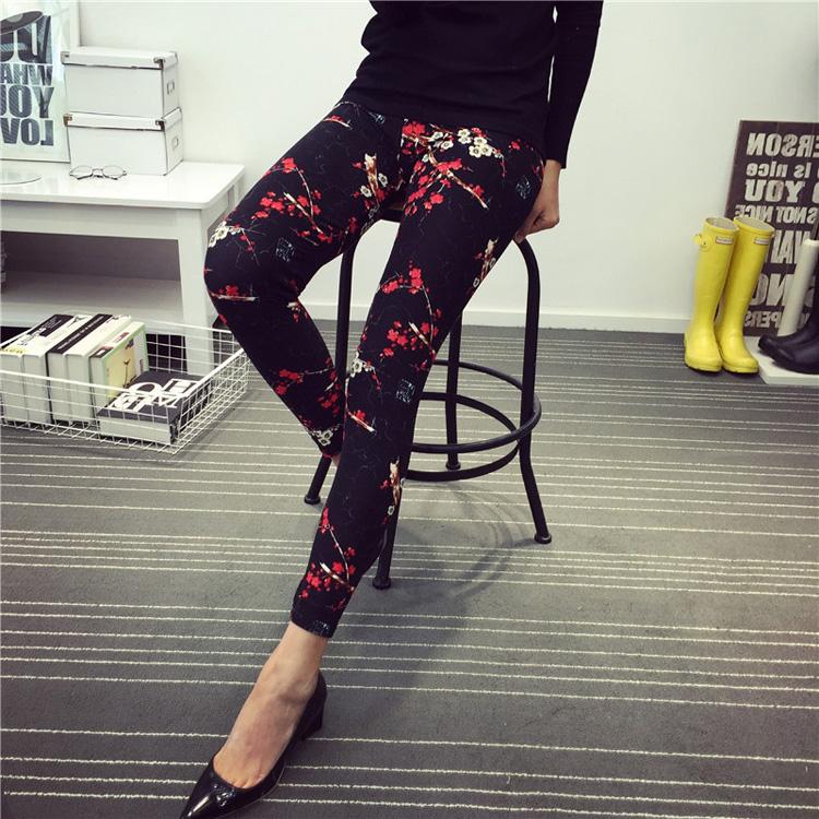 Women-graffiti-leggings-wholesale