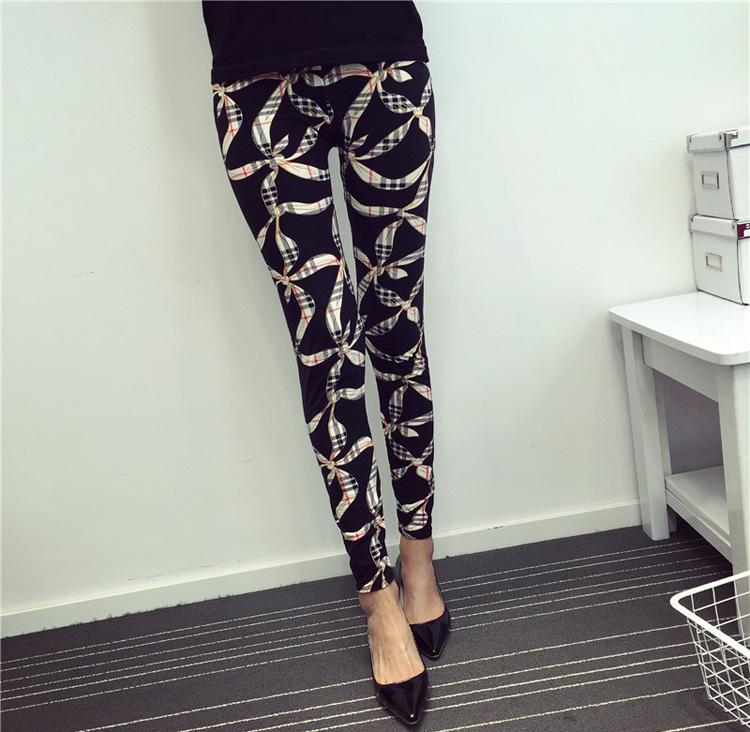 Women-graffiti-leggings-wholesale