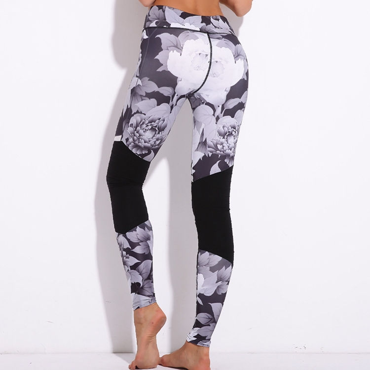 Black-white-flower-printed-stitching-yoga-pants