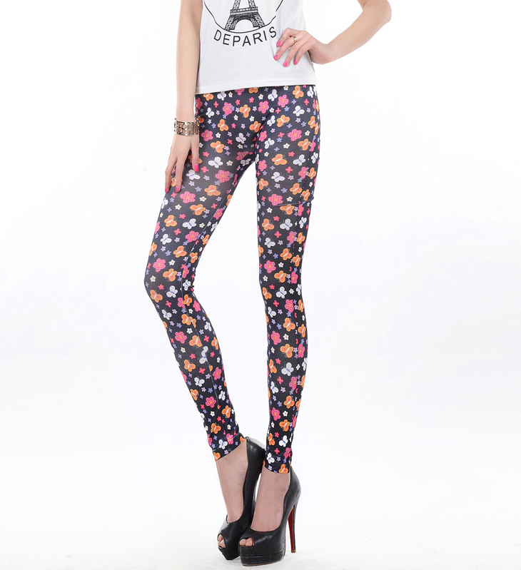 Gray-Floral-Graffiti-Leggings