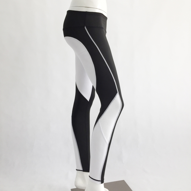 Love-black-and-white-mosaic-stitching-breathable-yoga-pants