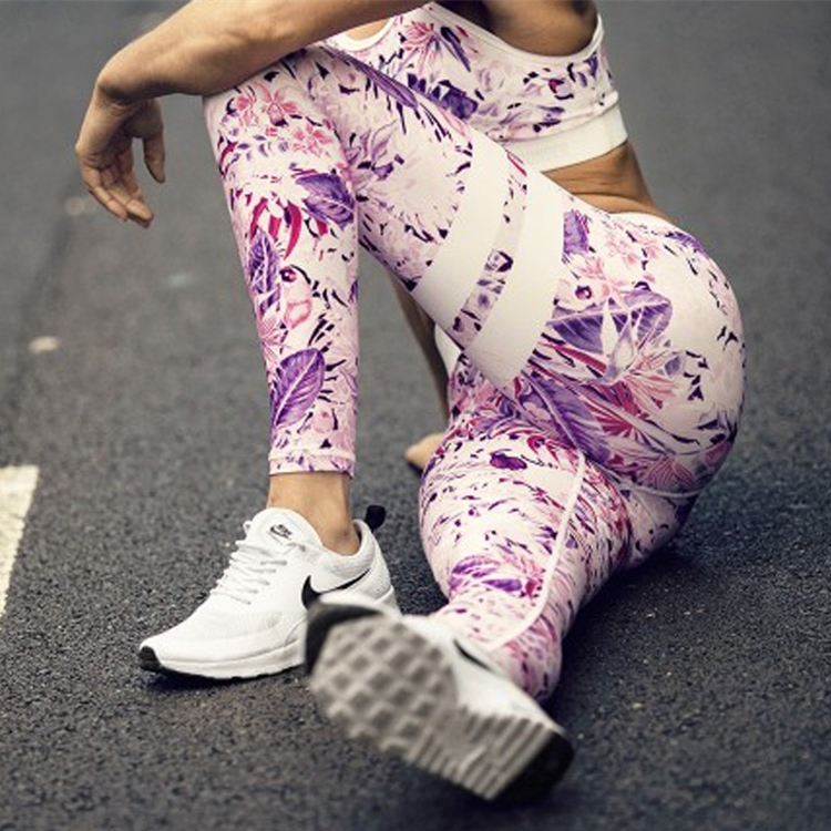 Tight-elastic-camouflage-printed-yoga-pants