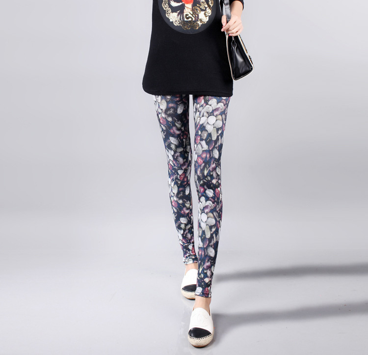 Women-pattern-fashion-leggings