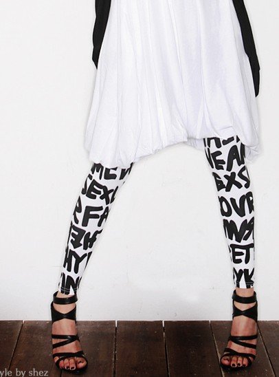 alphabet-printing-skinny-leggings