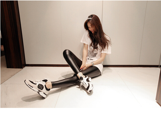 Female-elastic-waist-copy-PU-leather-dumb-light-bright-color-leggings-wholesale