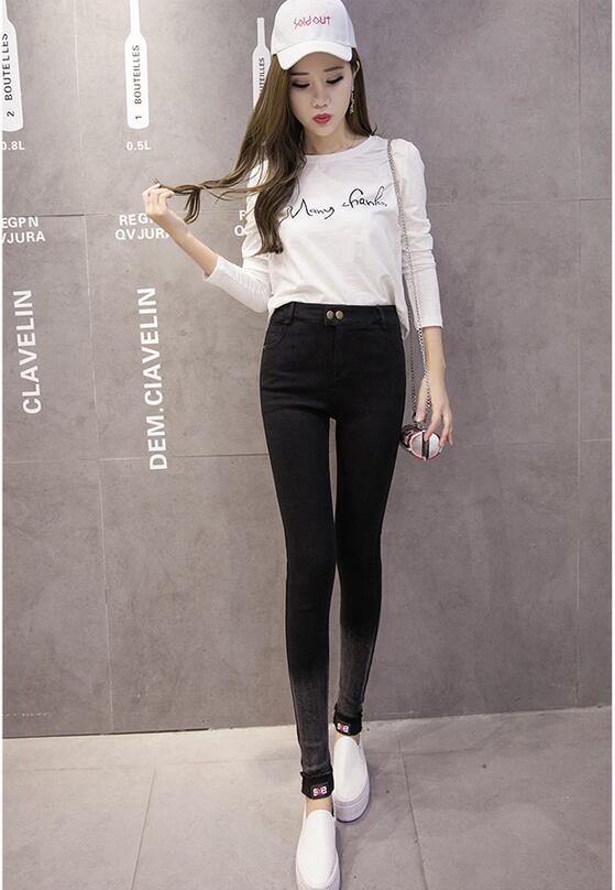 Female-gradient-feet-pencil-pants-wholesale