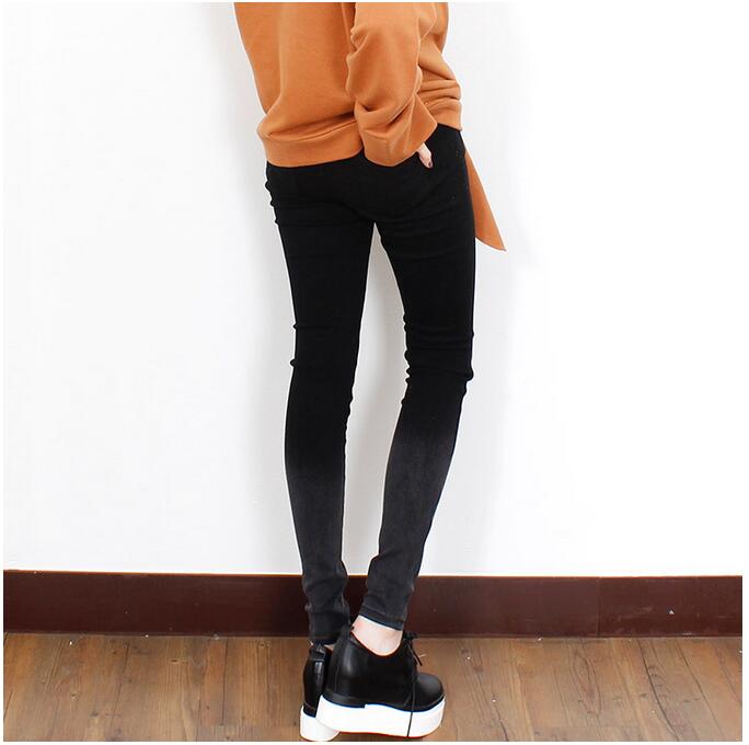 Female-gradient-tight-elastic-foot-trousers-wholesale