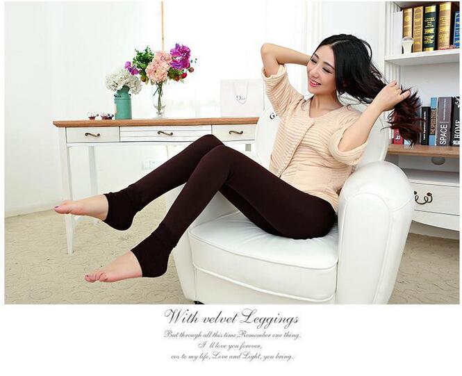 Female-pearl-velvet-leggings-wholesale