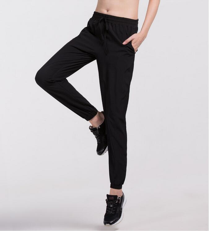 Female-sports-loose-version-outdoor-leisure-fitness-running-pants-wholesale