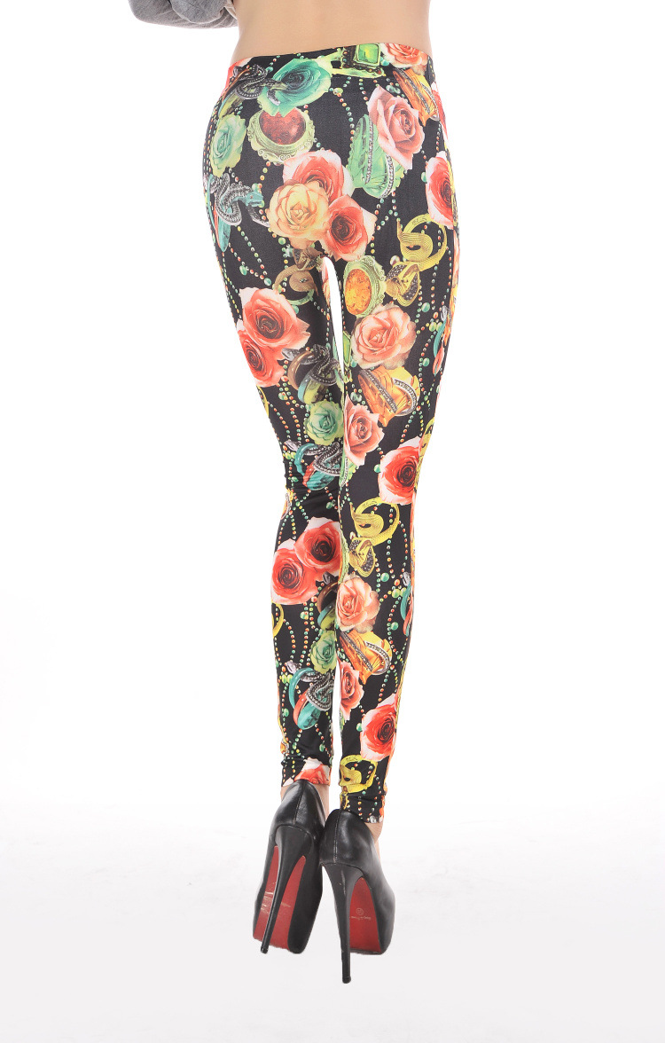 Brilliant-red-and-blue-roses-seamless-printing-leggings