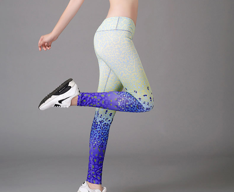 Leopard-print-sports-leggings