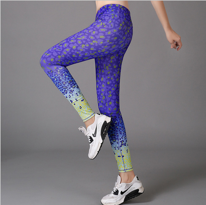 Leopard-print-sports-leggings