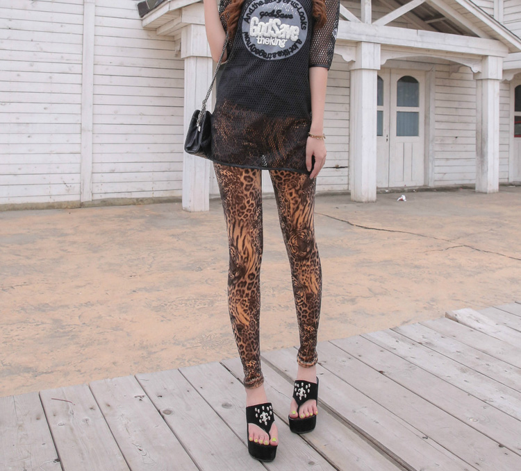 Women-fashion-leopard-denim-leggings-sexy
