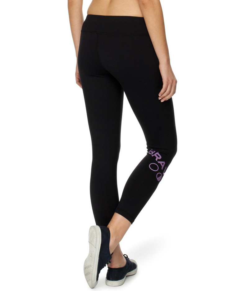 Women-fitness-leggings-wholesale