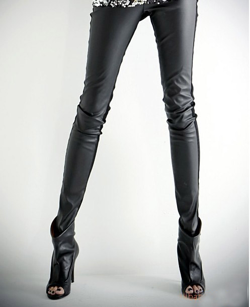 black-leather-leggings-for-women